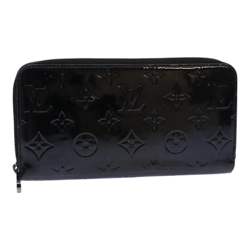 LOUIS VUITTON Zippy wallet