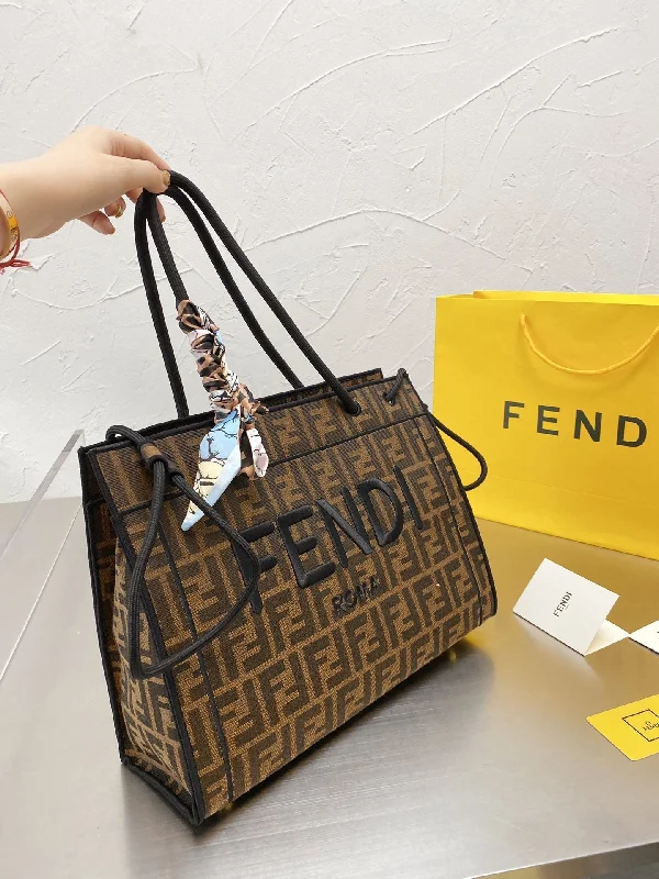 EN   Designer bags by Fendi 227