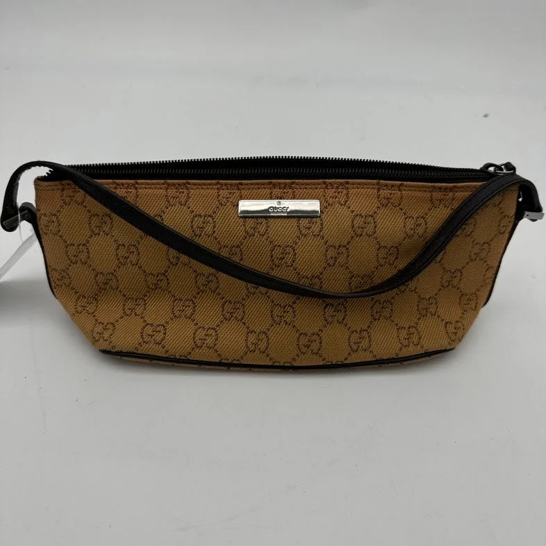 Gucci Beige Canvas Monogram Clutch Wristlet Small