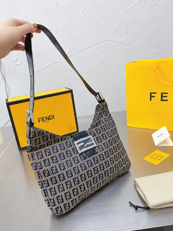 EN   Designer bags by Fendi 231