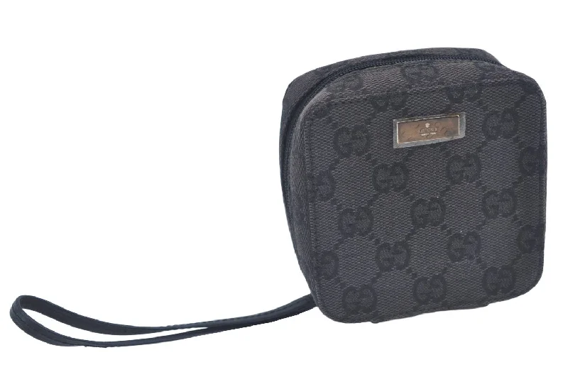 Authentic GUCCI Pouch Purse GG Canvas Leather Black L0559