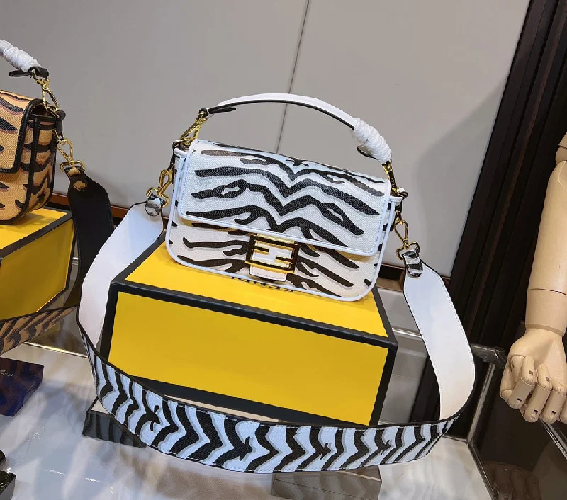 EN   Designer bags by Fendi 243