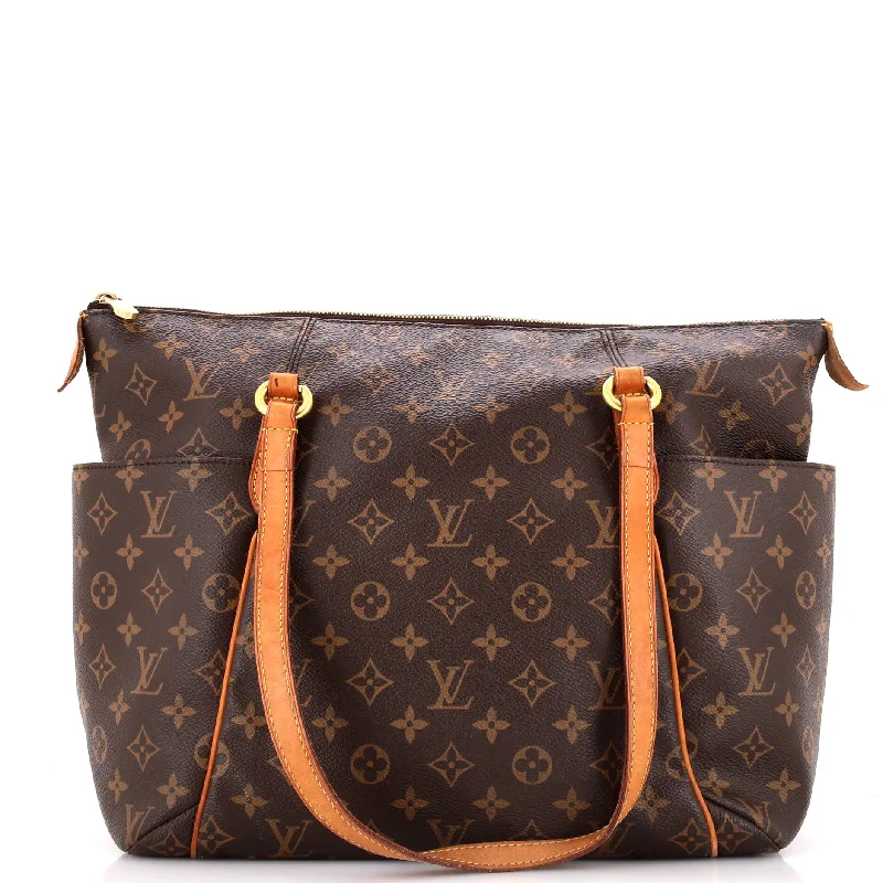 Totally Handbag Monogram Canvas MM