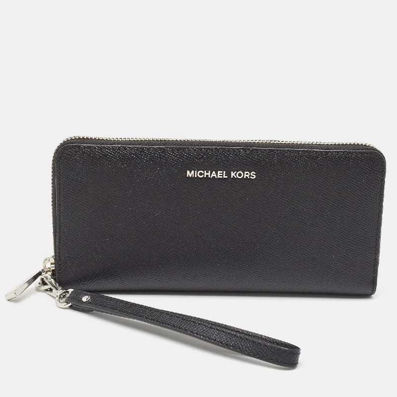 Black Leather Jet Set Zip Around Continental Wallet